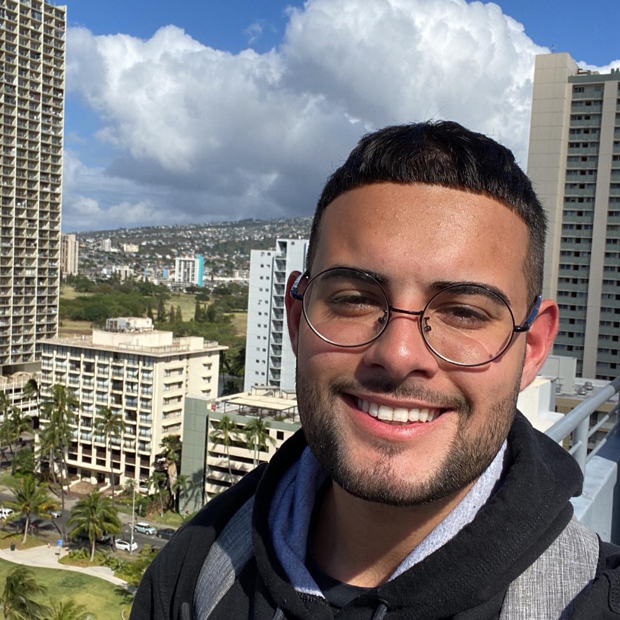 Gabriel Almeida headshot